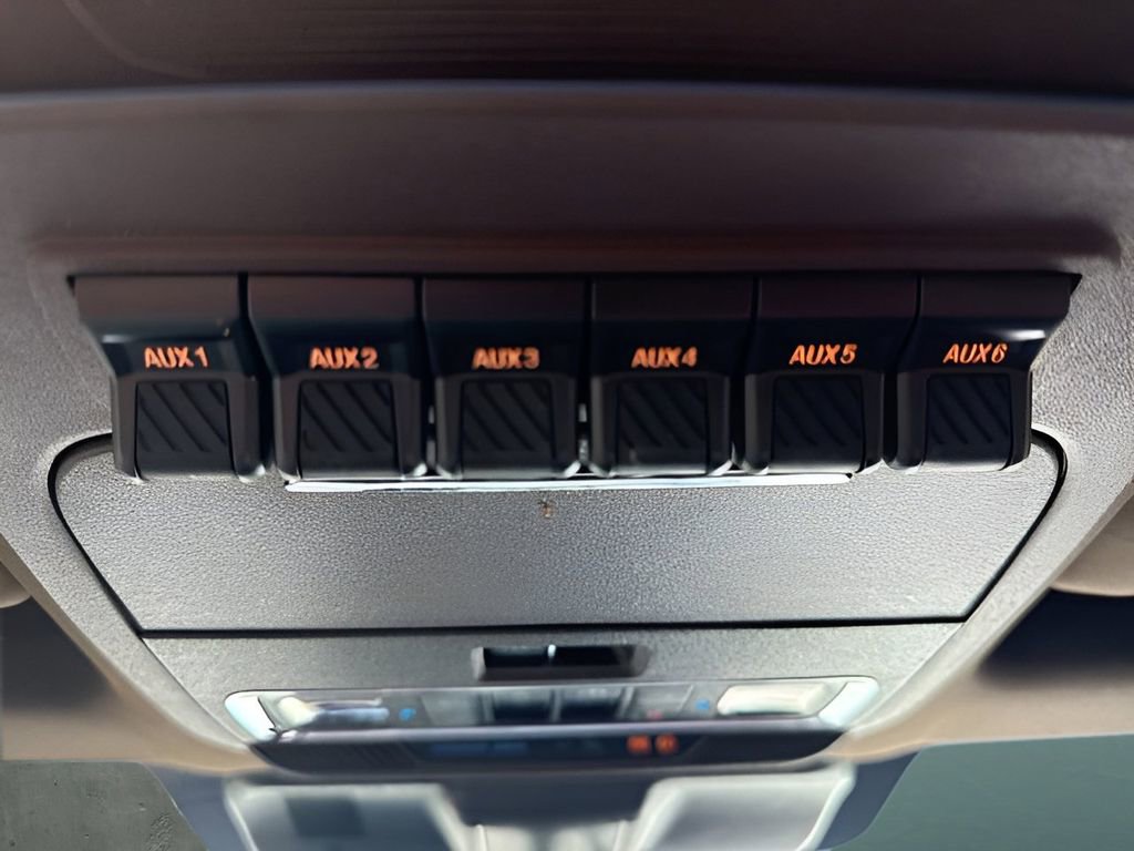 Used 2025 Ford F250 King Ranch w/ Chrome Package image 35