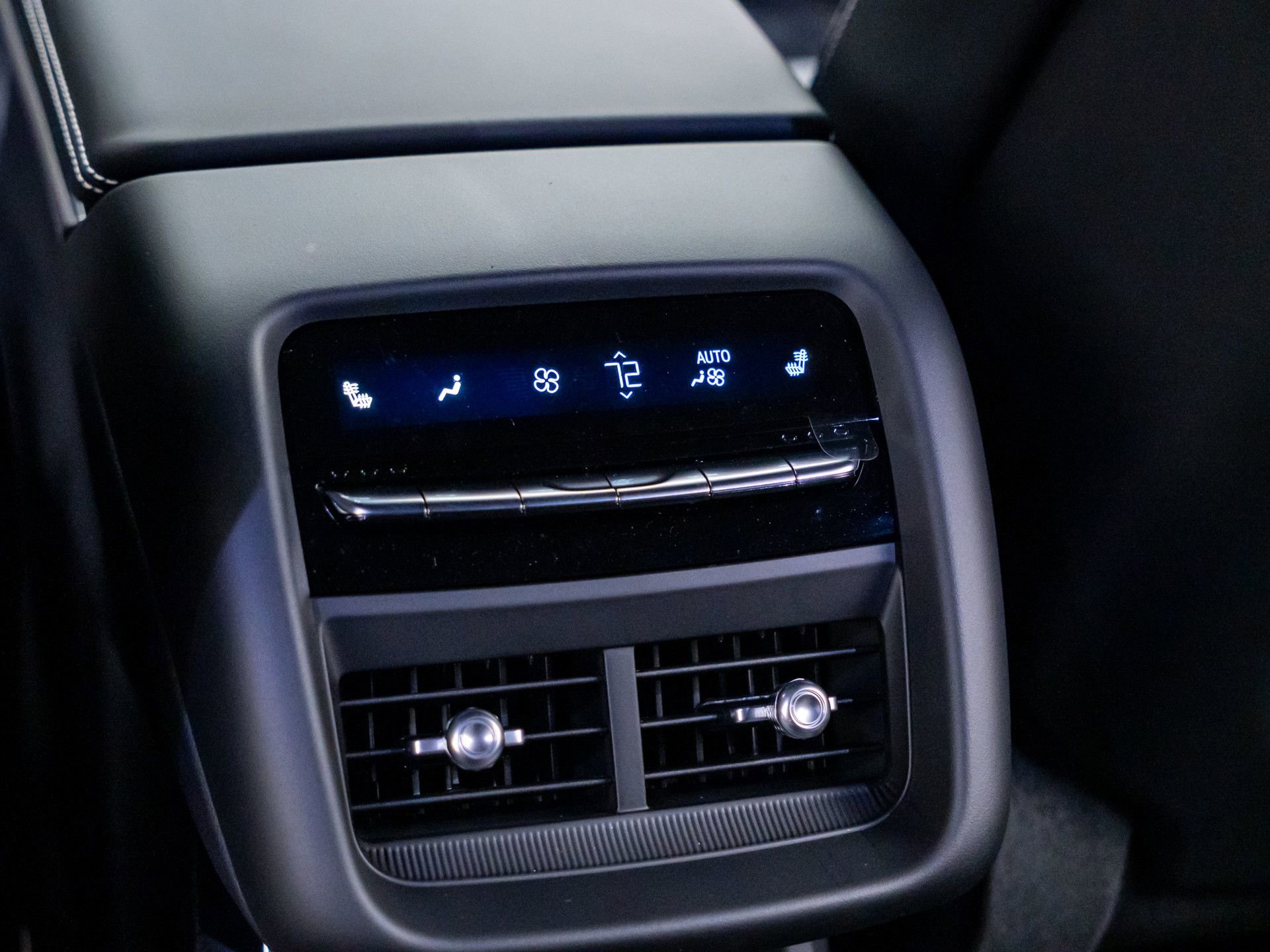 New 2026 Cadillac Lyriq V w/ LPO, Floor Liner Package AWD/4WD image 23