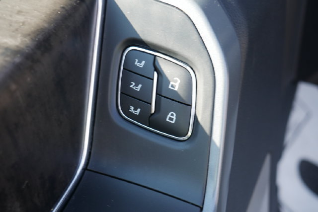 Used 2023 Ford F150 Lightning Lariat AWD/4WD image 16