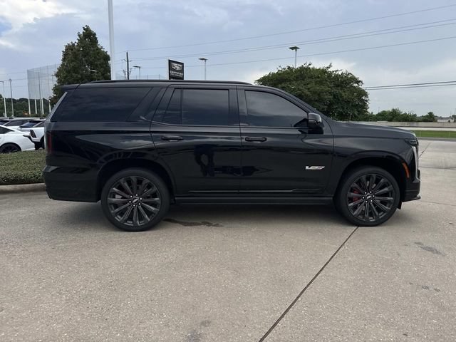 Used 2025 Cadillac Escalade V AWD/4WD image 4