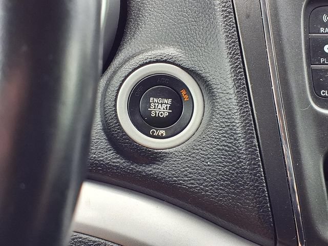 Used 2019 Dodge Journey SE FWD image 13