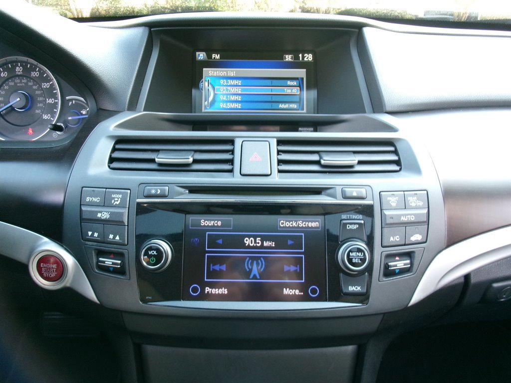 Used 2013 Honda Crosstour EX-L image 38