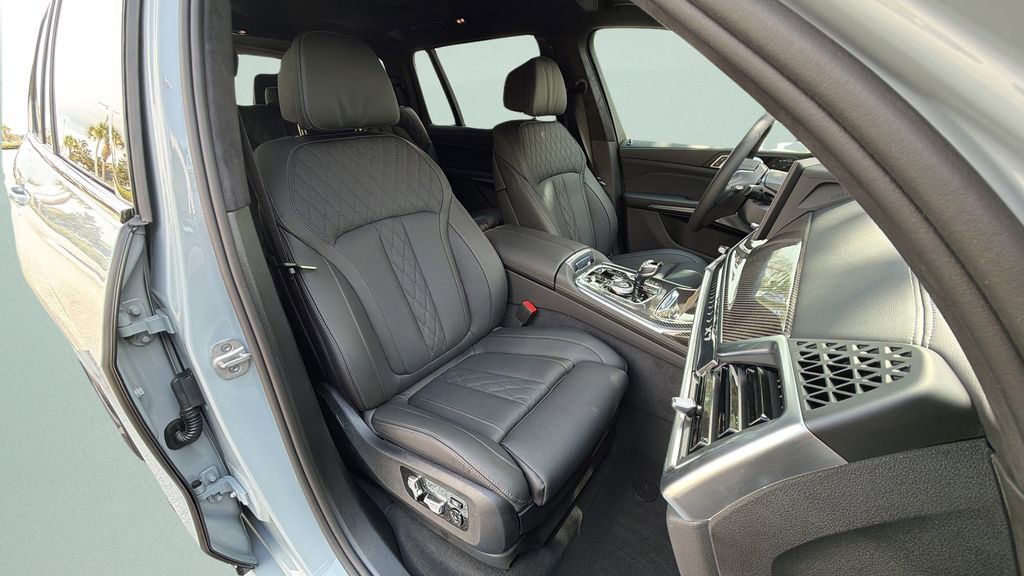 New 2026 BMW ALPINA XB7 image 19