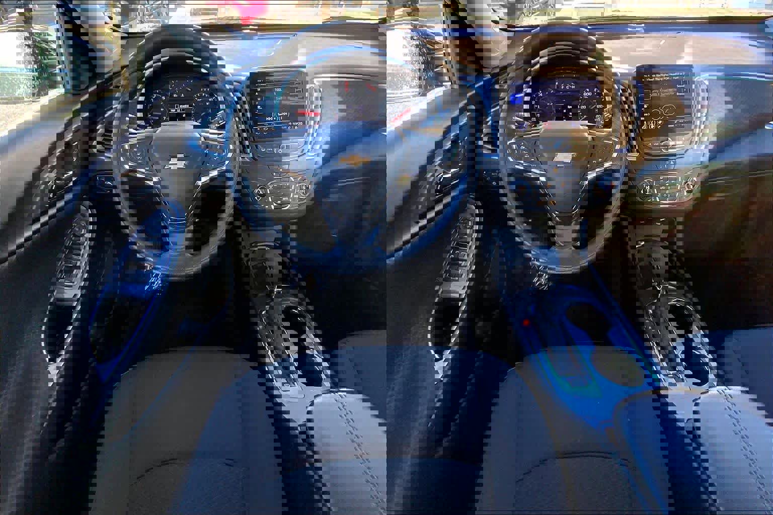 Used 2023 Chevrolet Malibu LT image 6