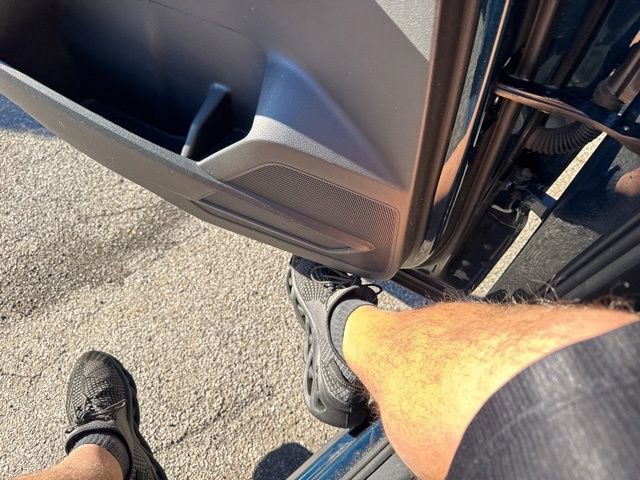 Used 2023 Volkswagen Atlas SEL R-Line image 25