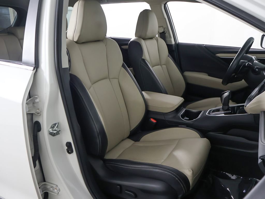 Used 2023 Subaru Outback Limited XT AWD/4WD image 34
