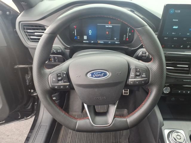 Certified 2023 Ford Escape ST-Line w/ Tech Pack #1 image 15