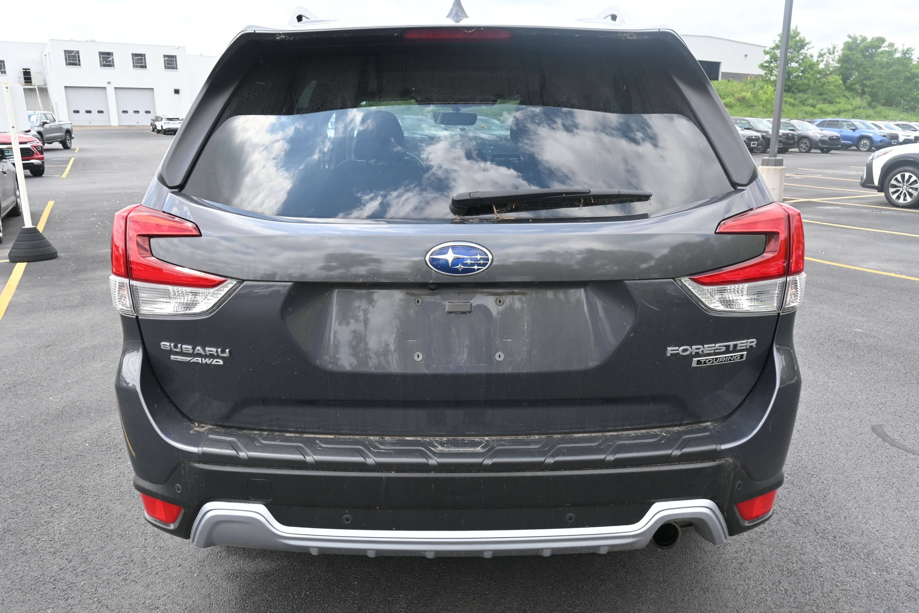 Used 2023 Subaru Forester Touring AWD/4WD image 6