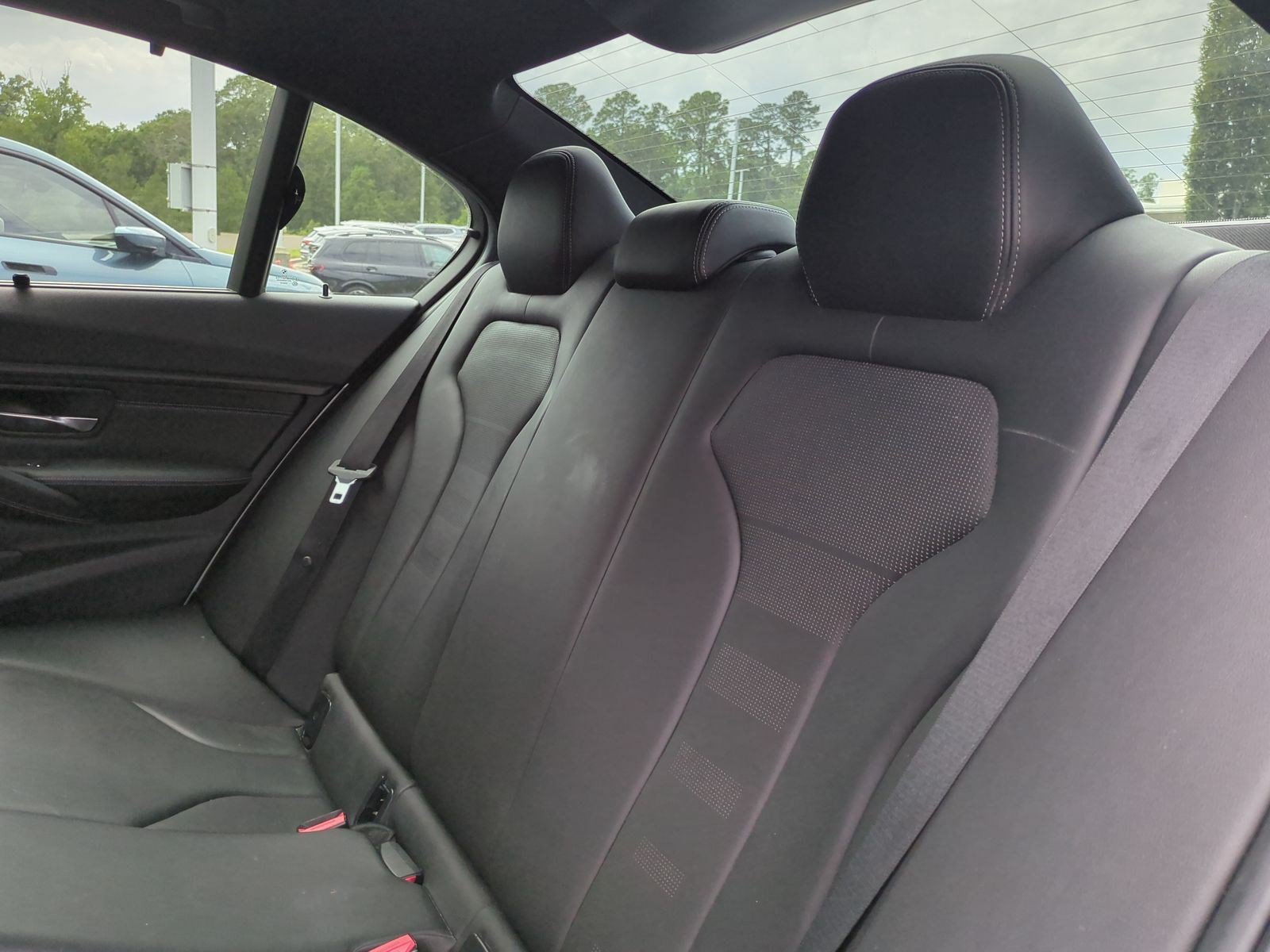 Used 2016 BMW M3 RWD image 32