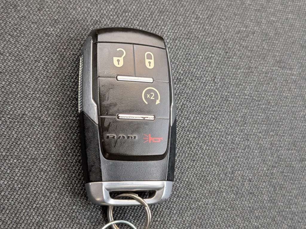 Used 2021 RAM 2500 Big Horn w/ Level 1 Equipment Group AWD/4WD image 29