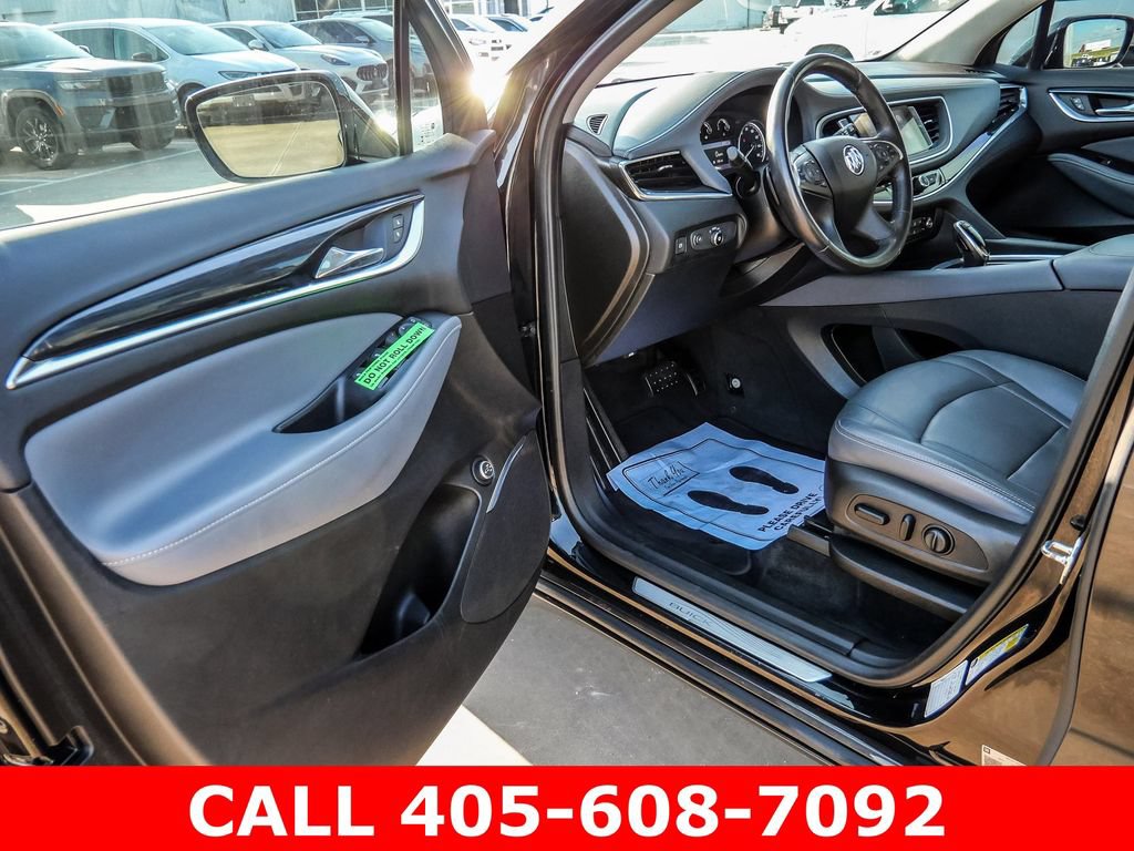 Used 2020 Buick Enclave Essence FWD image 48