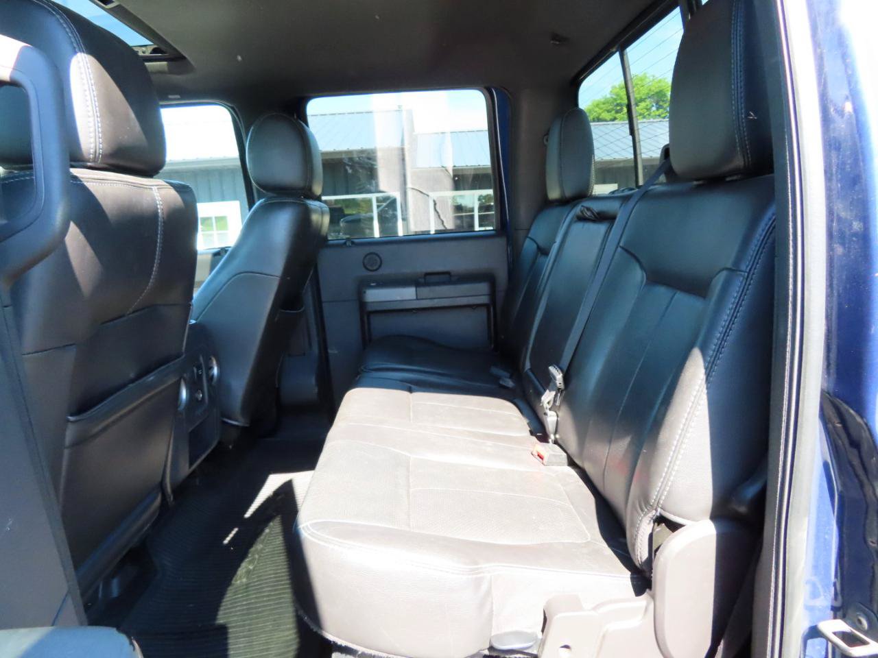 Used 2012 Ford F250 Lariat w/ Lariat Ultimate Pkg AWD/4WD image 32