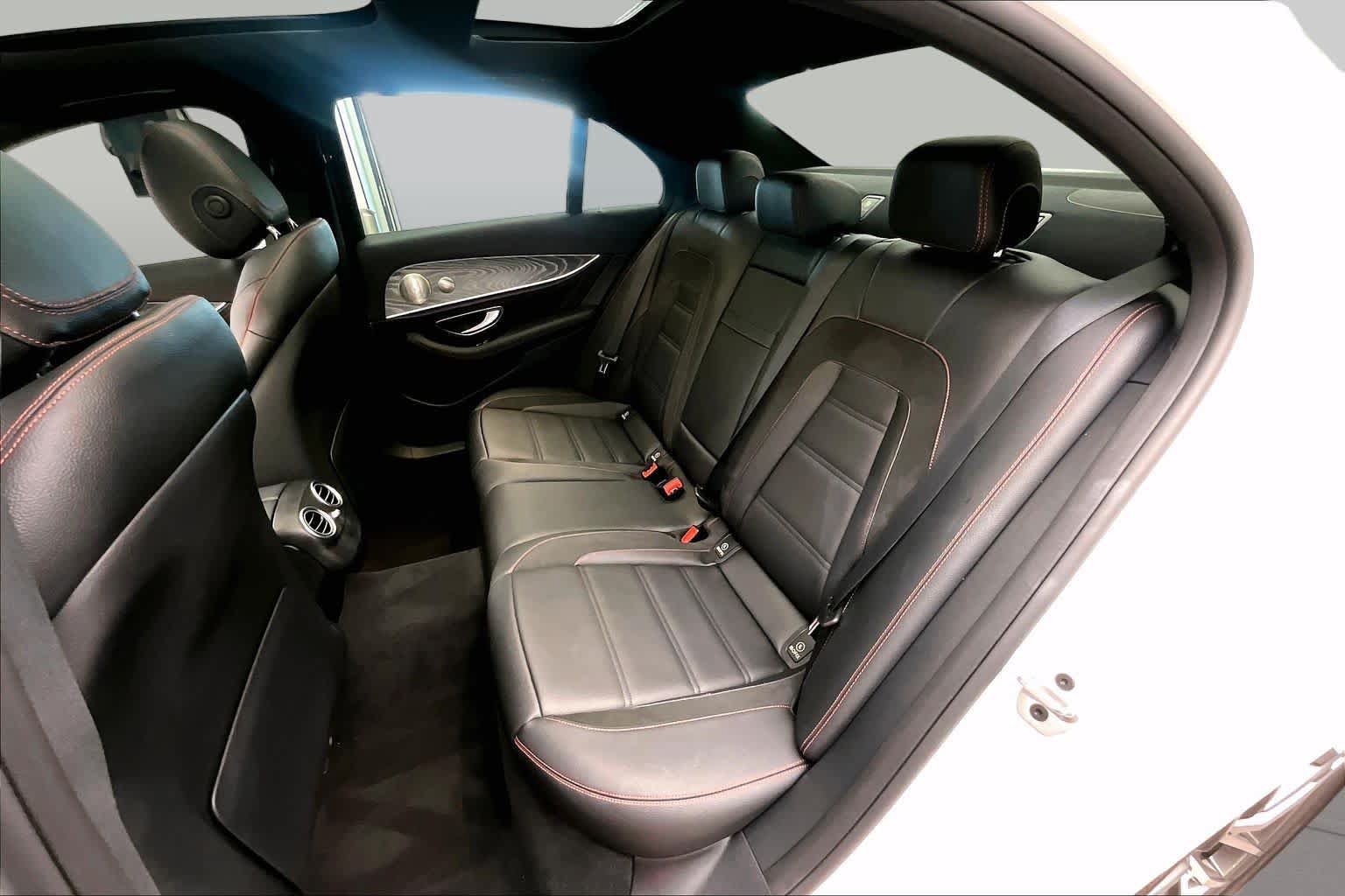 Used 2022 Mercedes-Benz E 53 AMG 4MATIC Sedan image 21