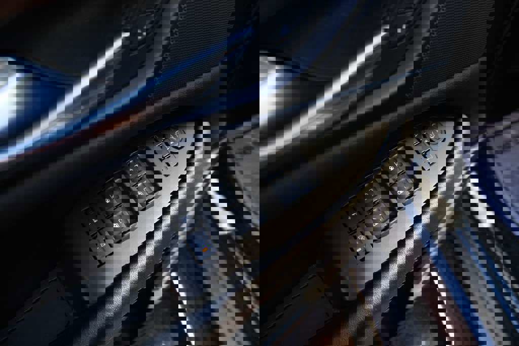 Used 2020 Cadillac Escalade Luxury image 21