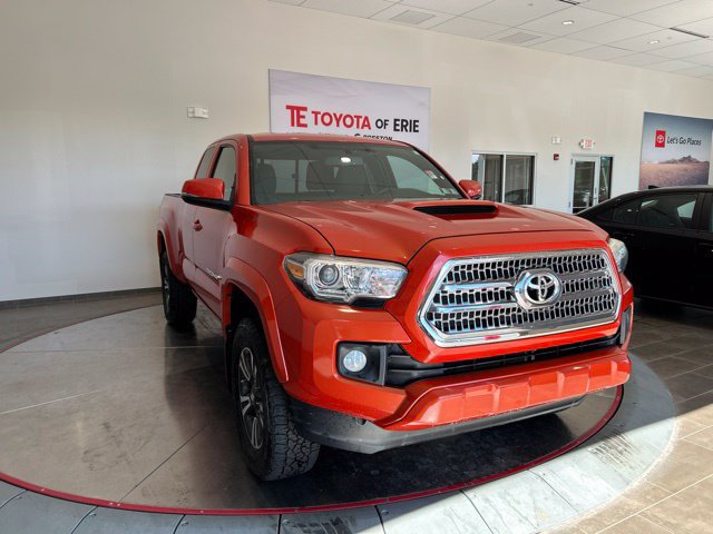 Used 2017 Toyota Tacoma TRD Sport w/ Tow Package (A/T)