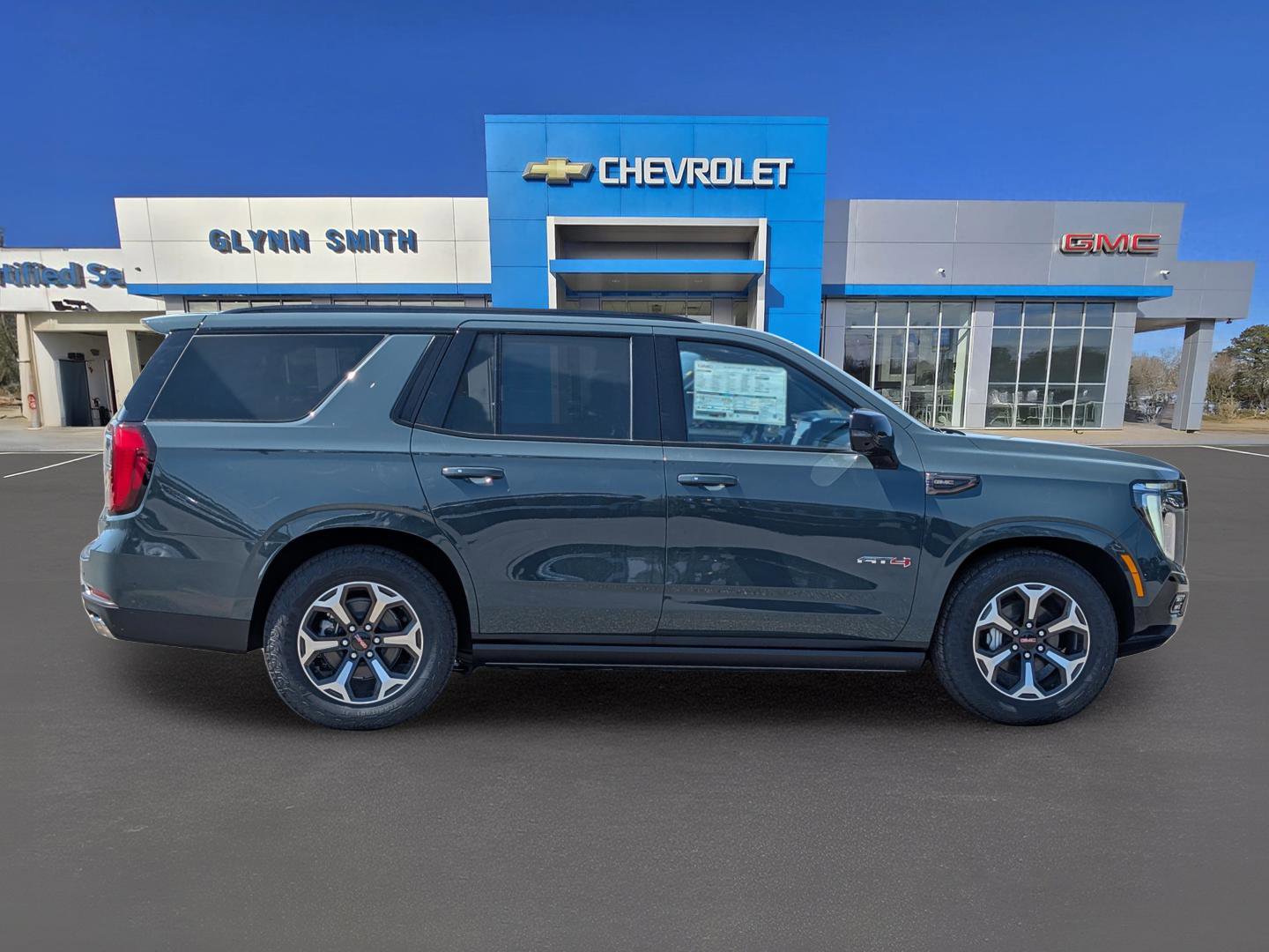 New 2026 GMC Yukon AT4 Ultimate w/ LPO, Floor Liner Package image 7