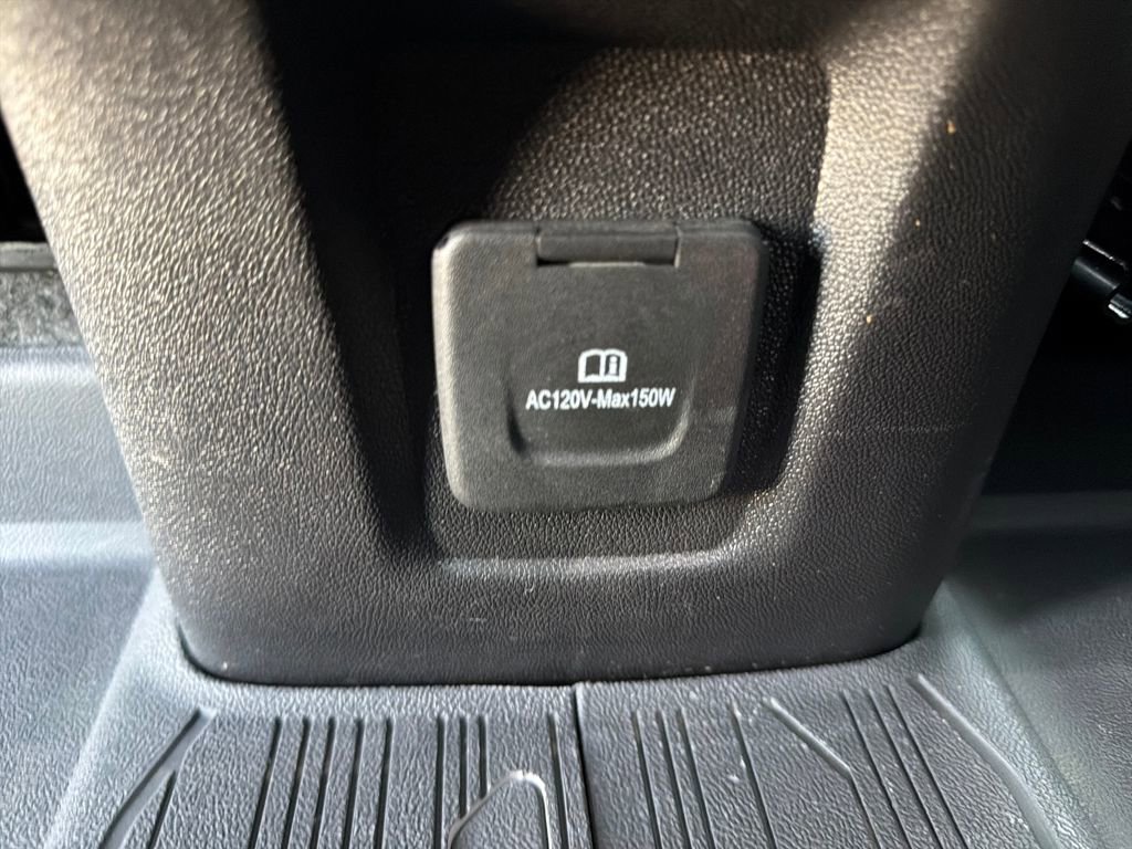 Used 2024 GMC Terrain SLT w/ Tech Package image 38