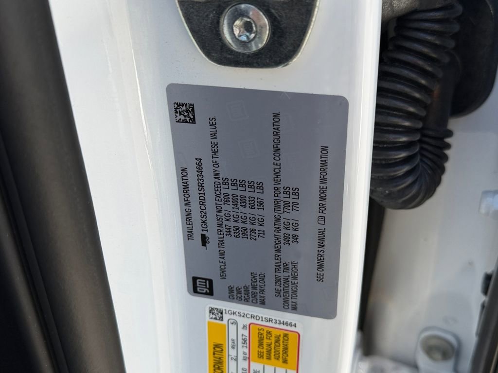 Used 2025 GMC Yukon AT4 w/ AT4 Premium Package AWD/4WD image 31