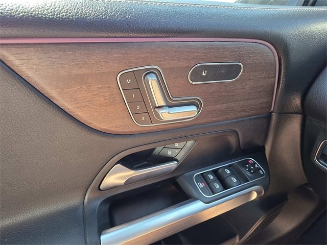 Certified 2023 Mercedes-Benz GLB 250 w/ Premium Package image 21