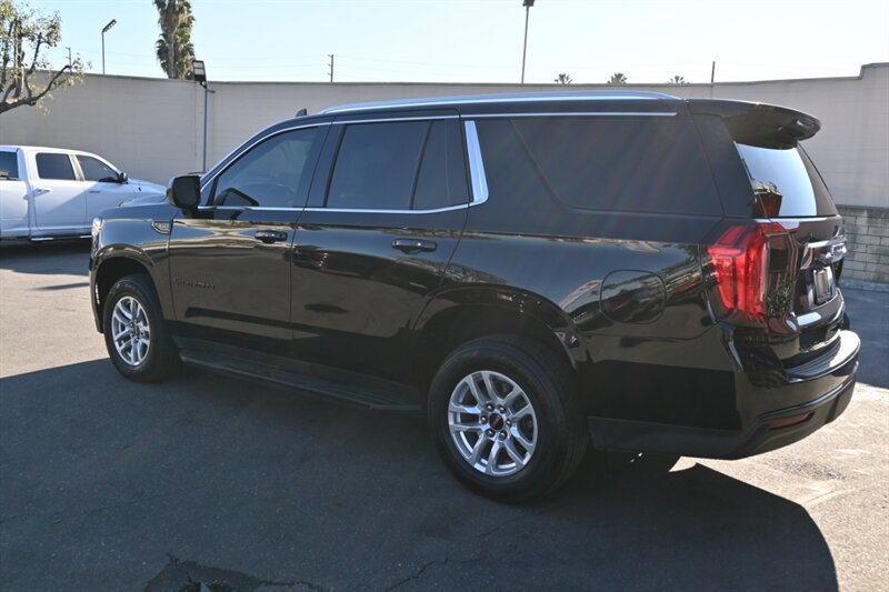 Used 2022 GMC Yukon SLE AWD/4WD image 7