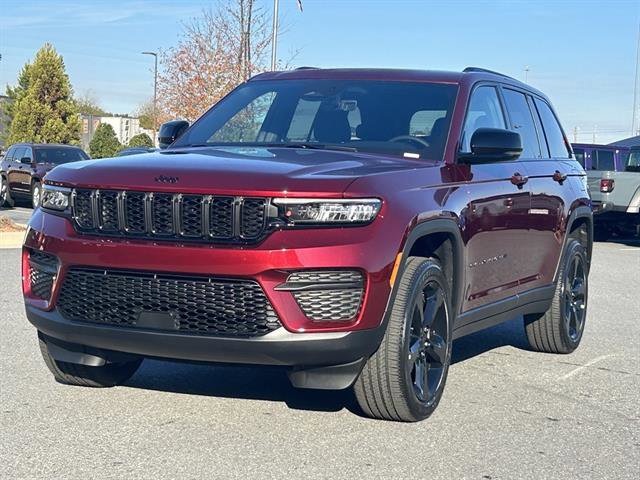 New 2025 Jeep Grand Cherokee Altitude