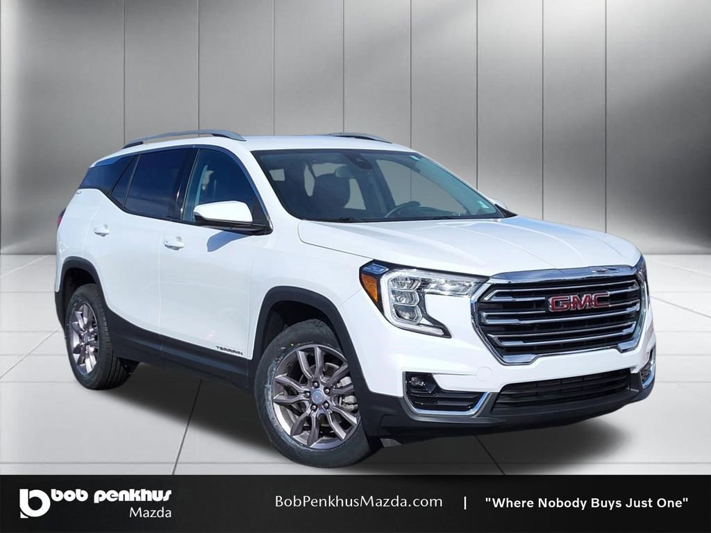 Used 2024 GMC Terrain SLT AWD/4WD image 1