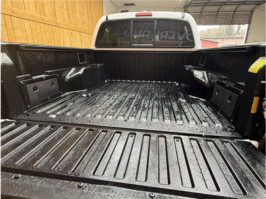 Used 2010 Toyota Tacoma 4x4 Double Cab image 9