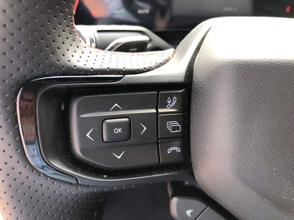 Used 2024 Dodge Charger R/T Scat Pack w/ Plus Group image 17