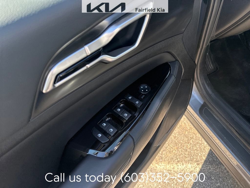Certified 2023 Kia Sportage EX image 11
