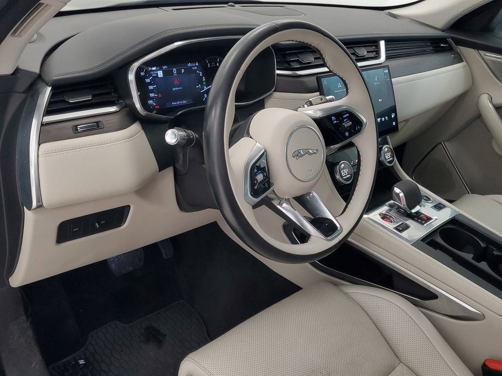 Used 2021 Jaguar F-PACE S image 9