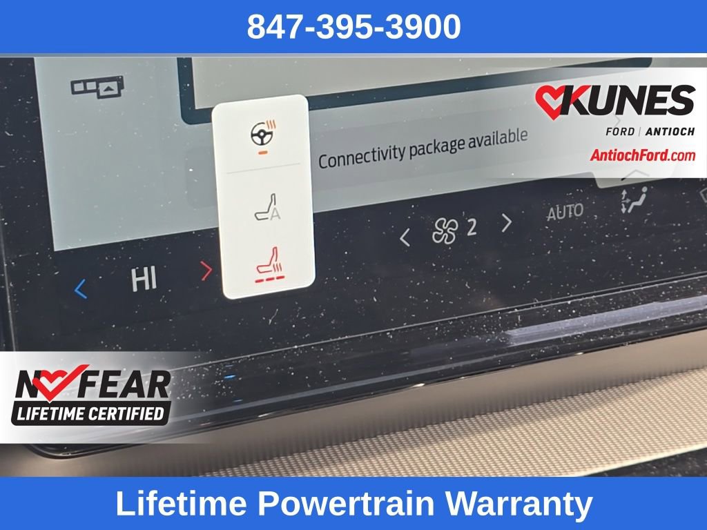 Used 2025 Ford Expedition Active image 26