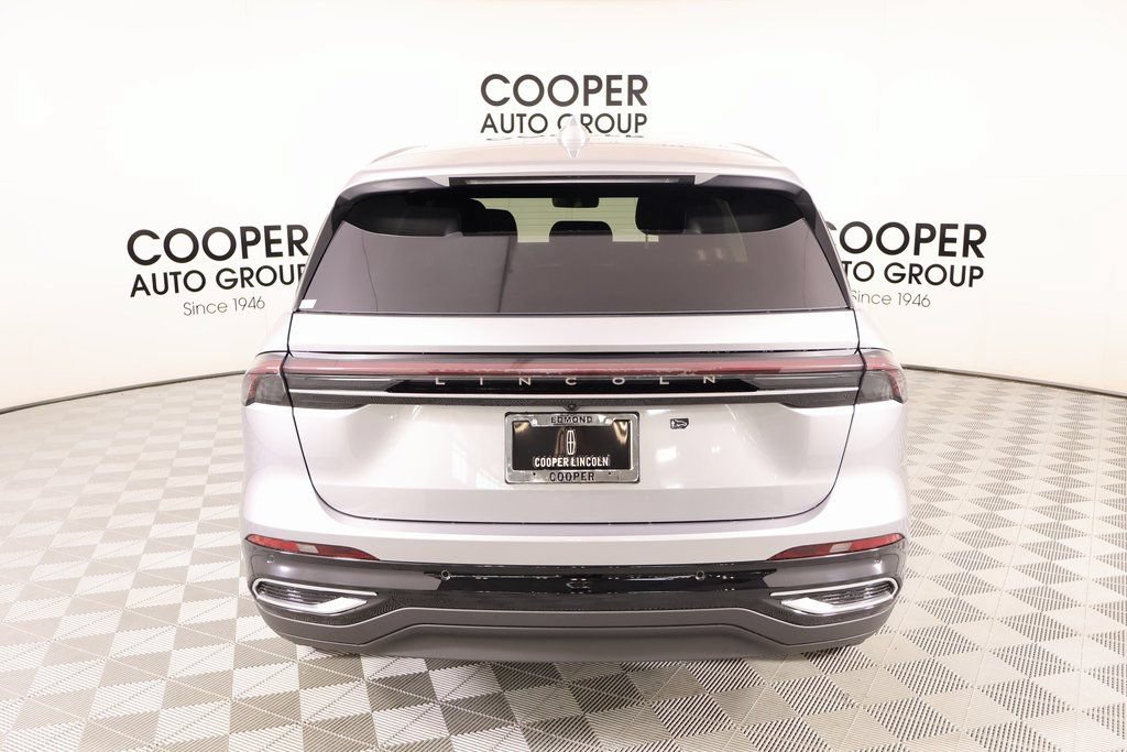 New 2026 Lincoln Nautilus Premier AWD/4WD image 21