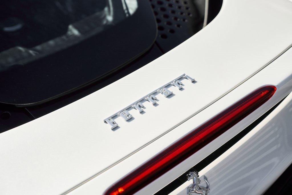 Used 2022 Ferrari SF90 Stradale image 13