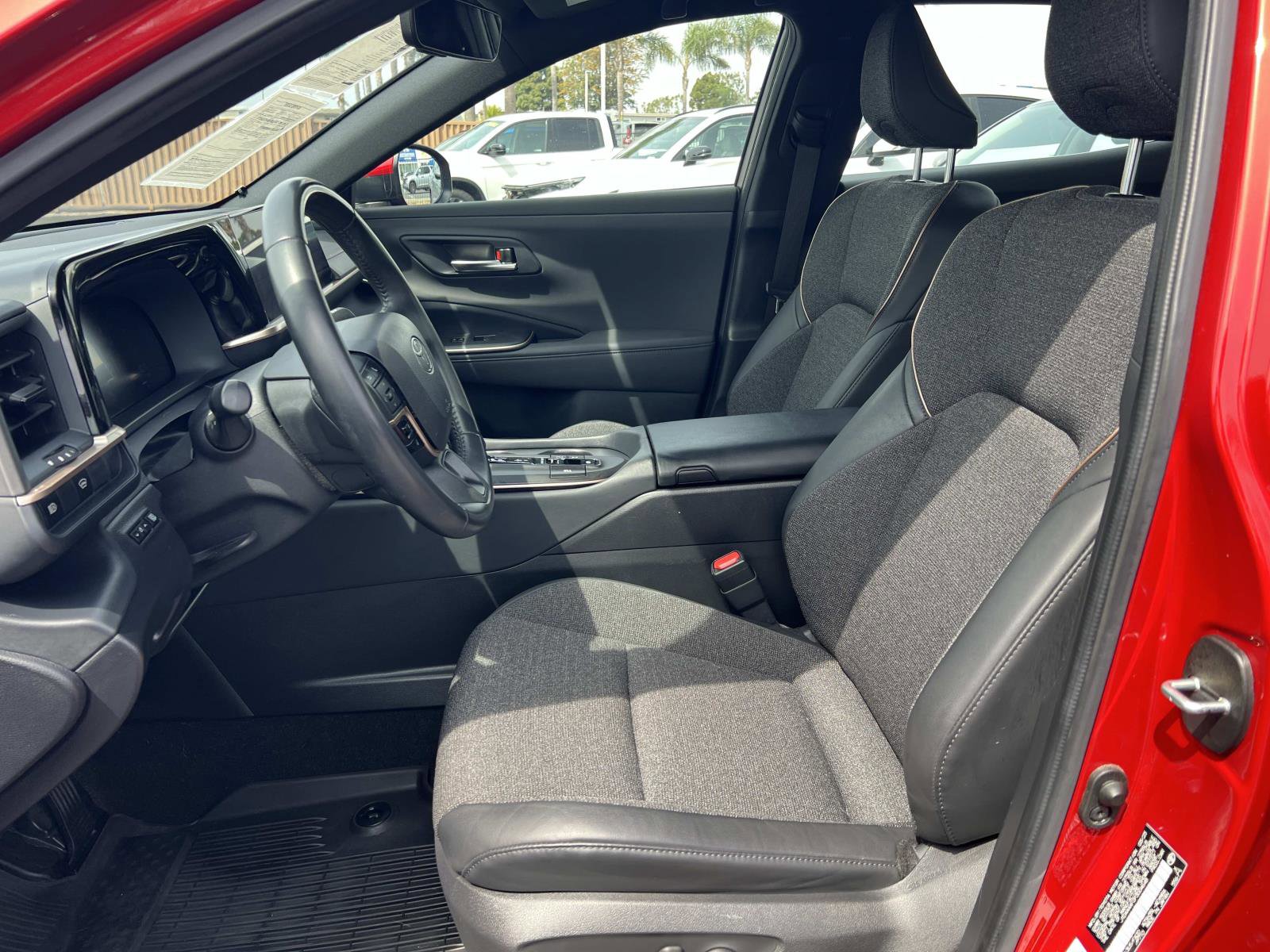 Used 2023 Toyota Crown XLE image 19