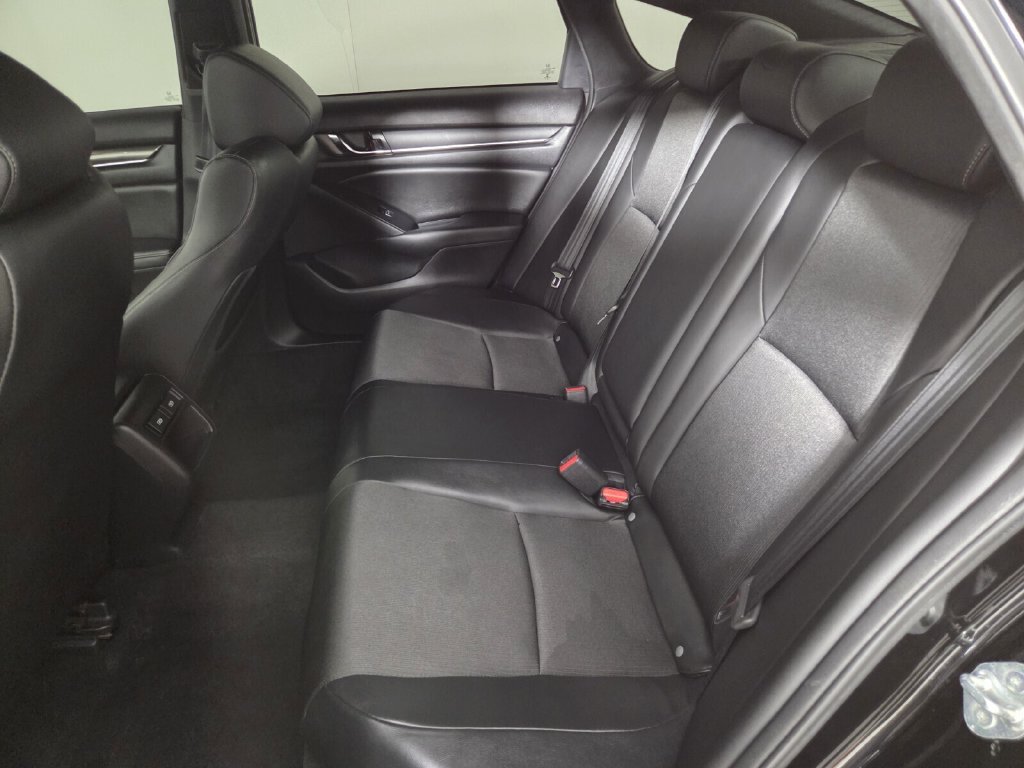 Used 2021 Honda Accord Sport image 21
