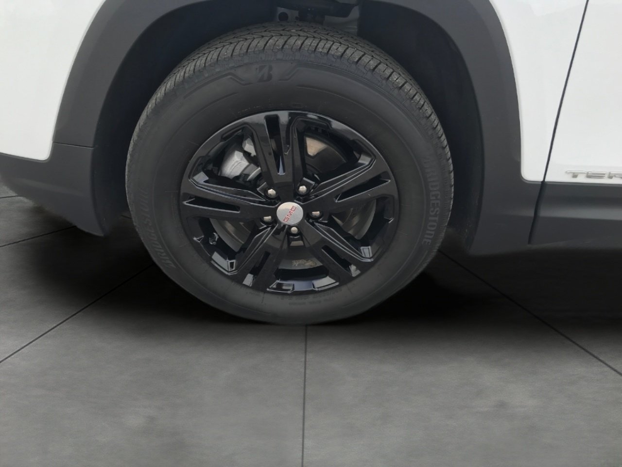 Certified 2024 GMC Terrain SLE w/ Driver Convenience Package AWD/4WD image 41