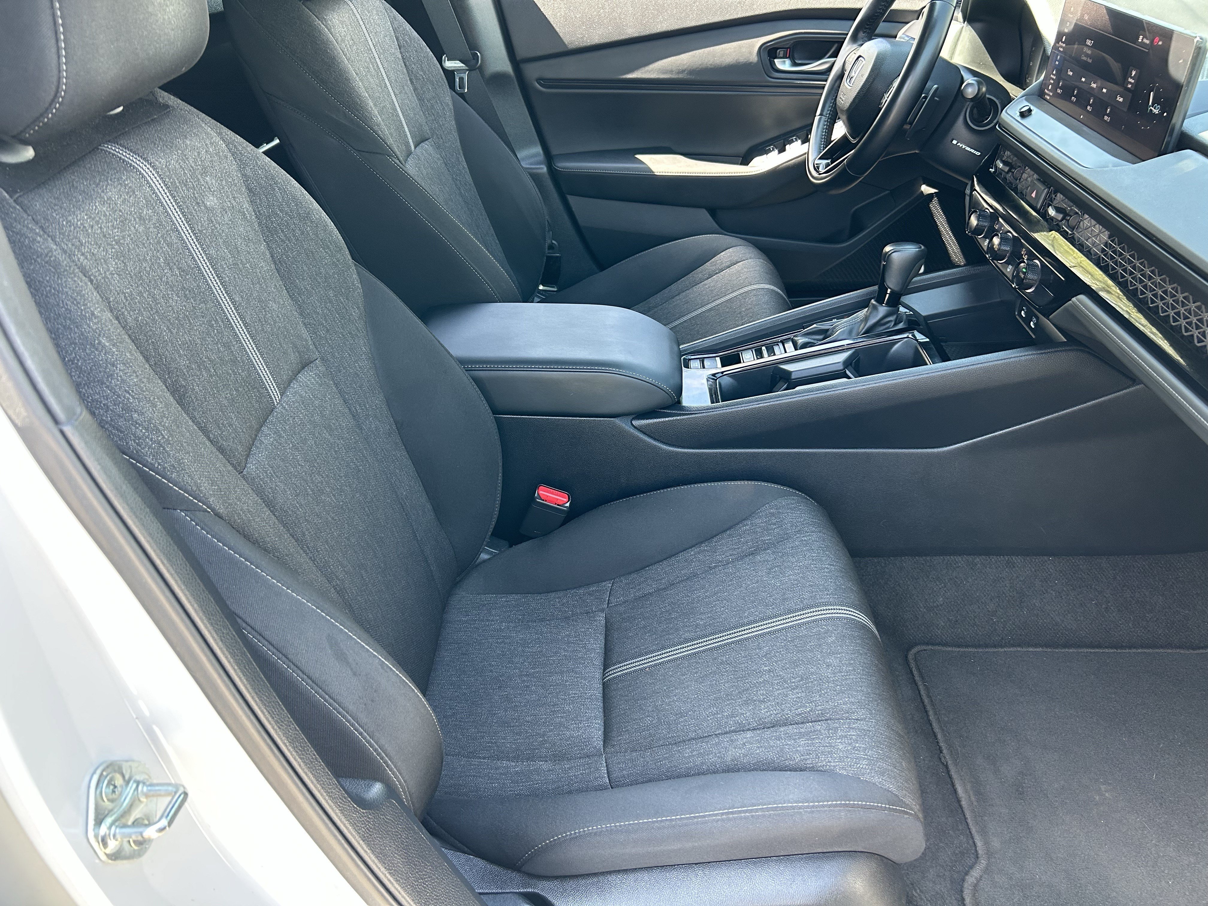 Used 2024 Honda Accord Sport image 9