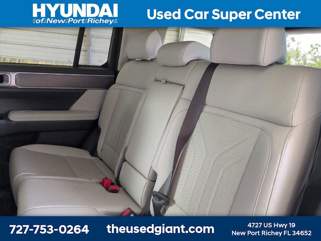 Certified 2025 Hyundai Santa Fe SEL FWD image 16