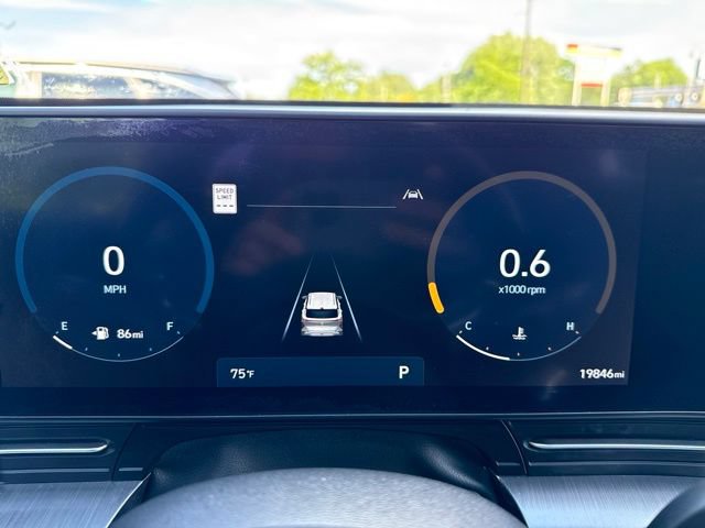 Certified 2024 Hyundai Kona SEL w/ Convenience Package AWD/4WD image 8