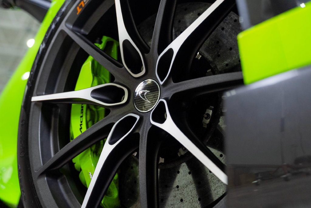 Used 2022 McLaren 765LT RWD image 25