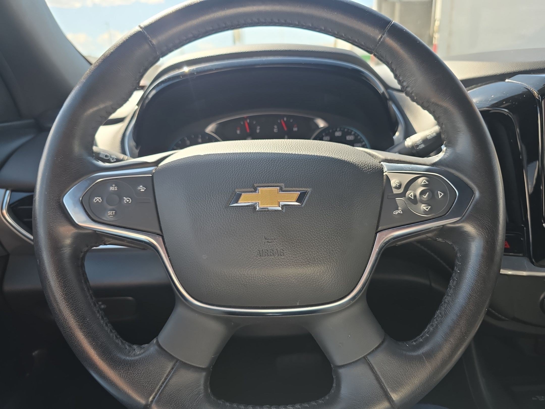 Used 2022 Chevrolet Traverse LT AWD/4WD image 15