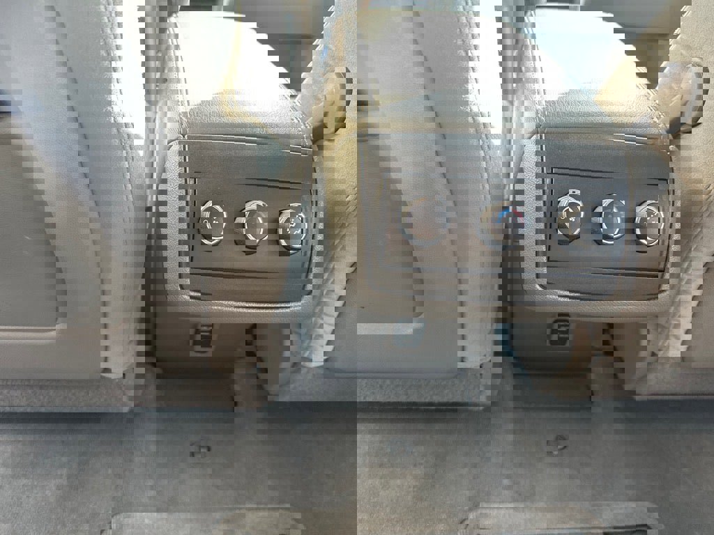 Used 2016 Buick Enclave Convenience image 23