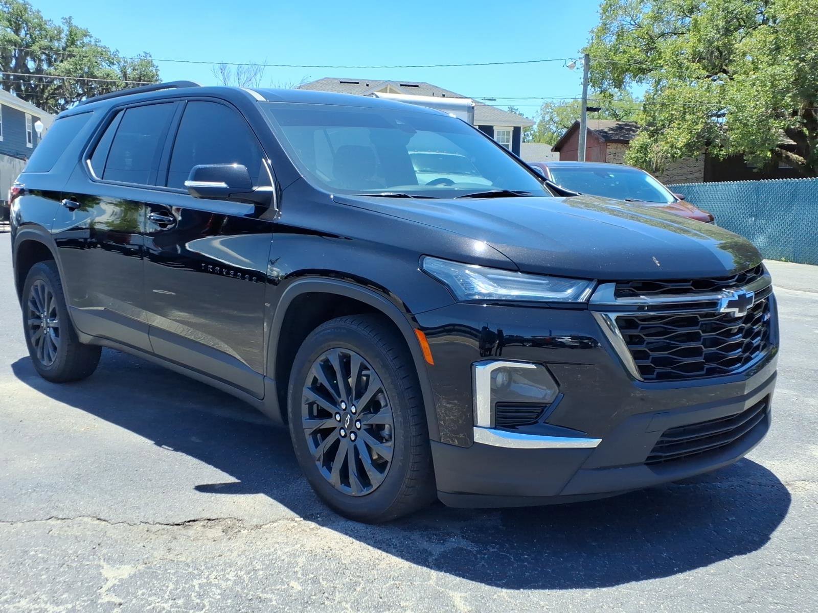 Used 2023 Chevrolet Traverse RS FWD image 21