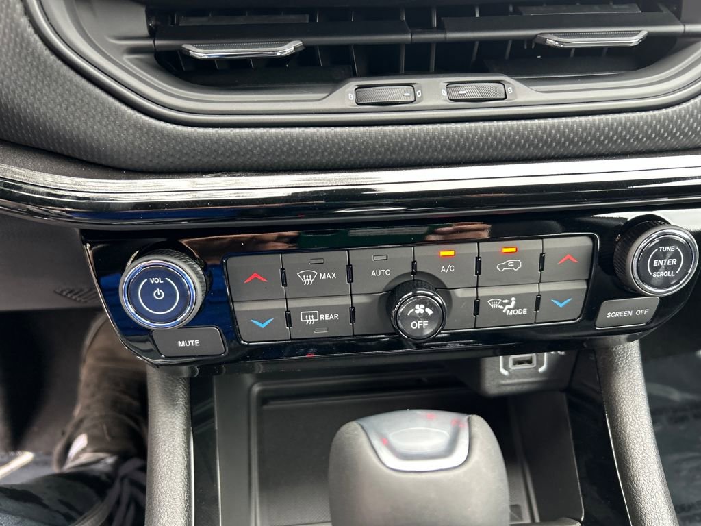 New 2026 Jeep Compass Latitude w/ Quick Order Package 29K image 18