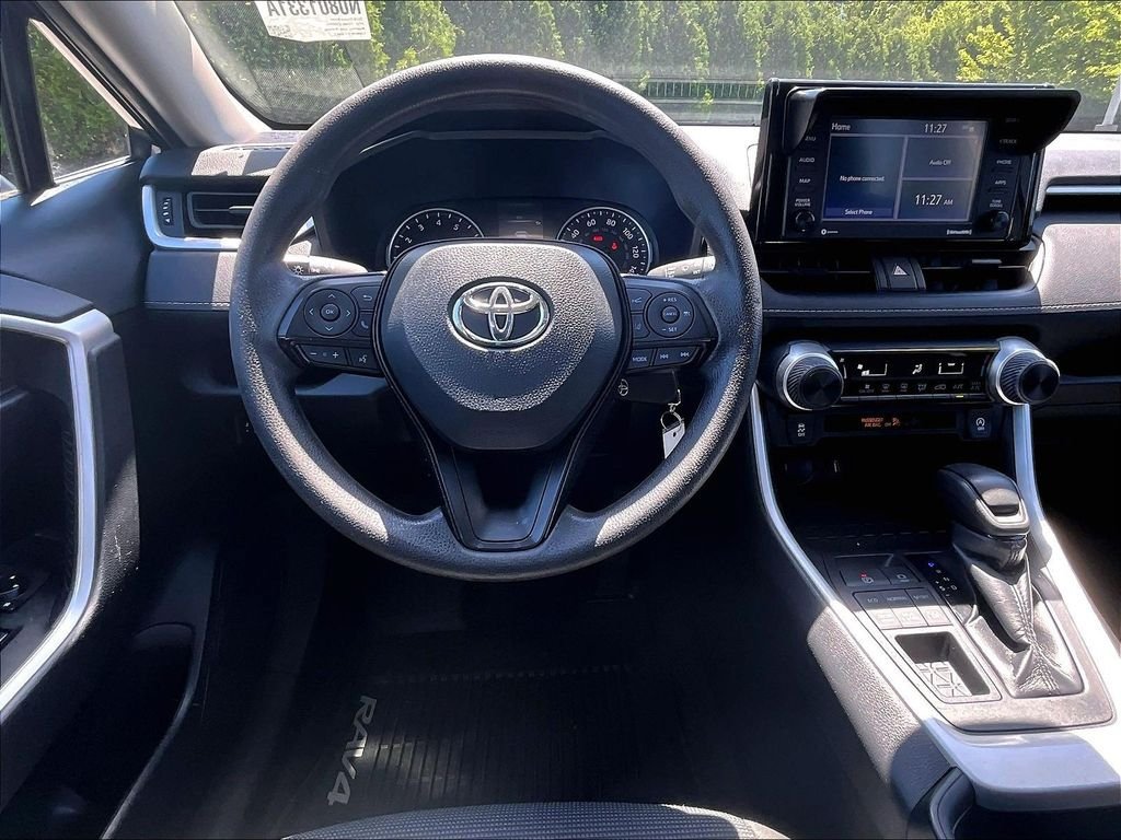 Used 2020 Toyota RAV4 LE w/ All Weather Liner Package AWD/4WD image 17