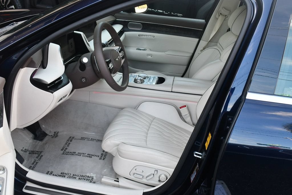 Used 2023 Genesis G90 3.5T AWD/4WD image 37