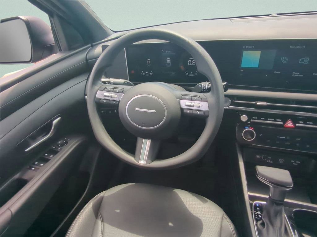 Used 2026 Hyundai Santa Cruz SEL FWD image 13