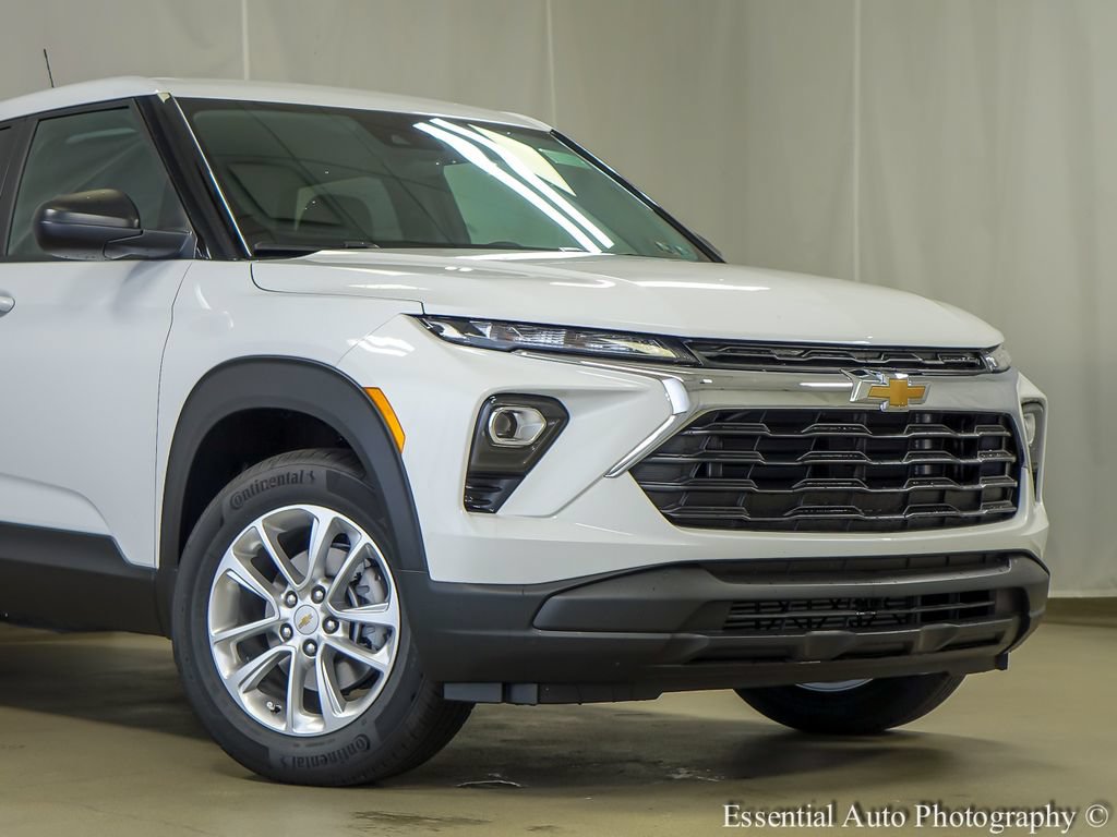 New 2026 Chevrolet TrailBlazer LS w/ LS Convenience Package AWD/4WD image 3
