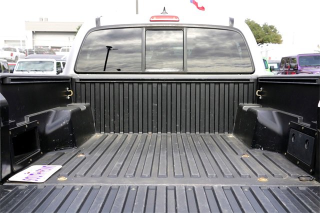 Used 2015 Toyota Tacoma PreRunner image 28