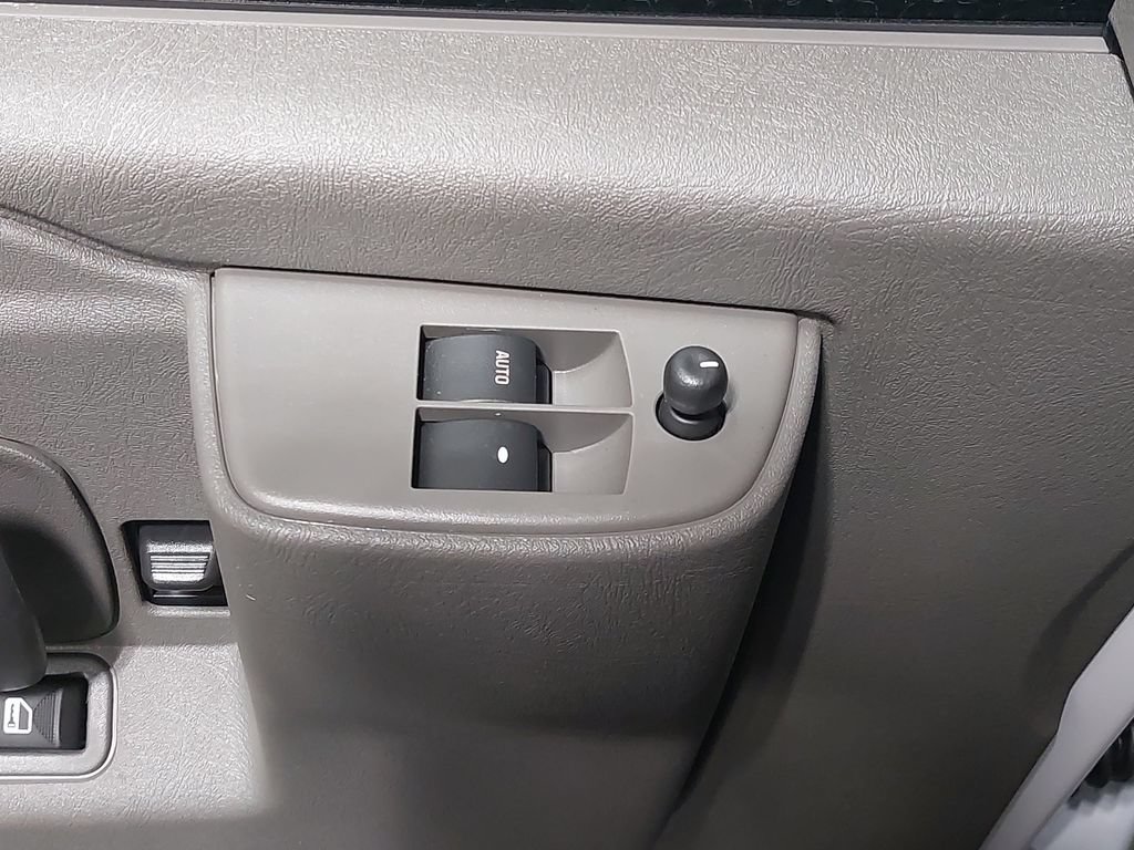 New 2026 GMC Savana 2500 w/ Driver Convenience Package RWD image 25